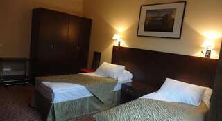 Гостиница Нарва Кингисепп Двухместный номер эконом-класса с 1 кроватью или 2 отдельными кроватями и общей ванной комнатой-4
